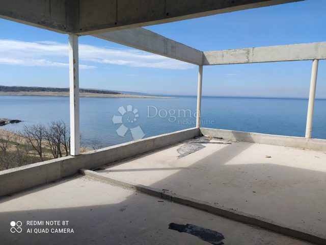 Apartmán na prodej 65 m² – Povljana