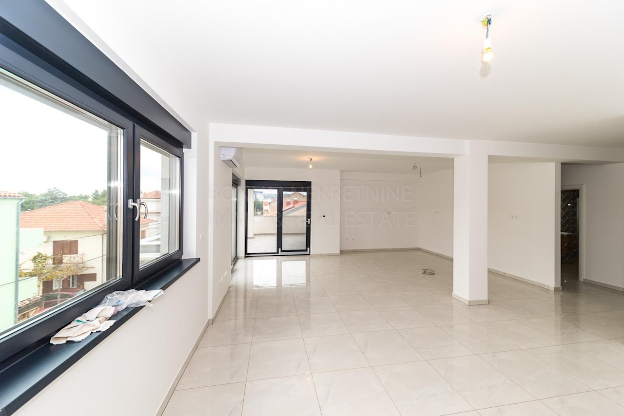 Apartmán Na prodej - ŠIBENSKO-KNINSKA  VODICE 