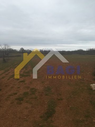 Parcela na predaj 40000 m² – Šarići