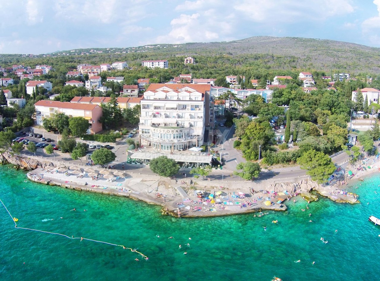 Business premises For sale - PRIMORSKO-GORANSKA  CRIKVENICA 