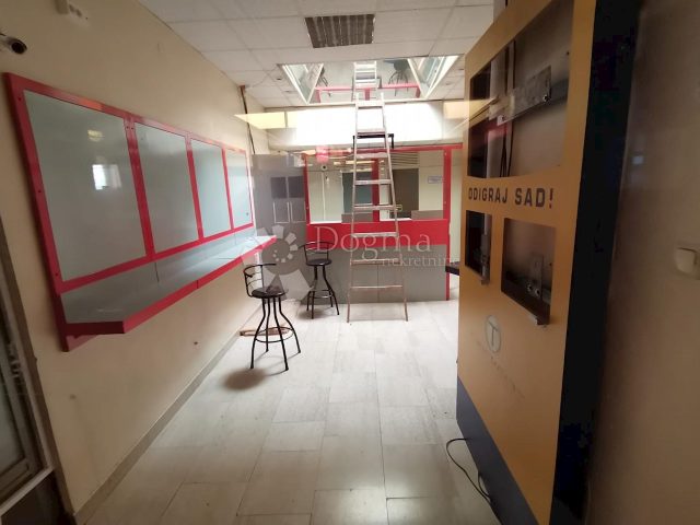 Locaux commerciaux À louer - Primorsko-goranska Rijeka - foto 2/11