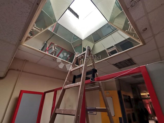 Locaux commerciaux À louer - Primorsko-goranska Rijeka - foto 4/11