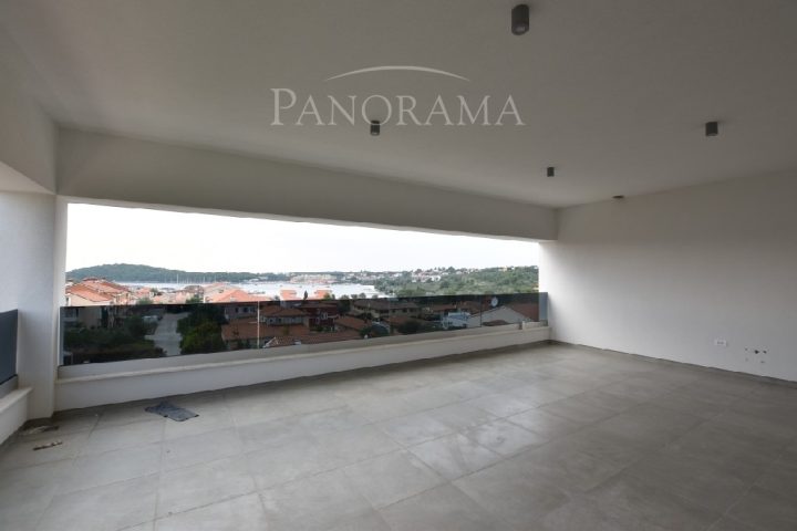 Flat for sale 130 m² – Banjole