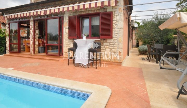 Maison à vendre 210 m² – Kaštelir
