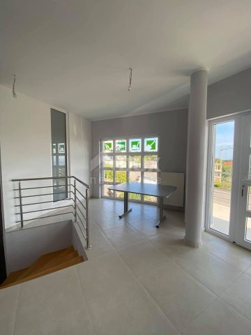 Gewerbefläche zu verkaufen 113 m² – Brestovice