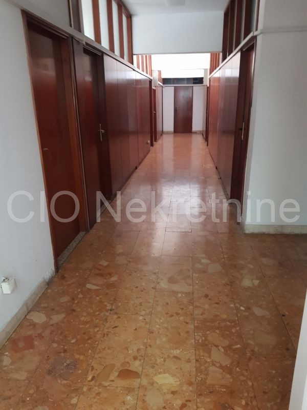 Business premises For rent - SPLITSKO-DALMATINSKA  SPLIT 