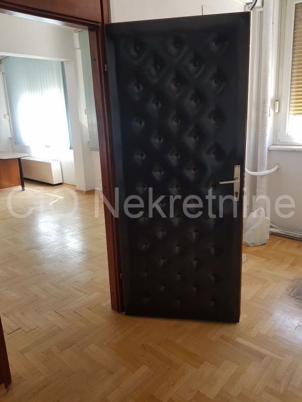 Business premises For rent - SPLITSKO-DALMATINSKA  SPLIT 