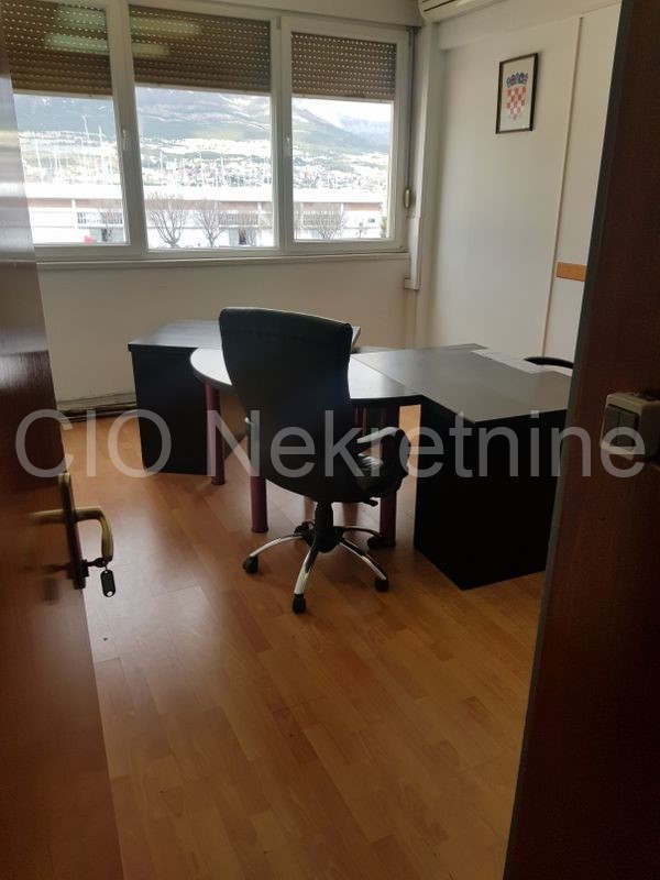 Business premises For rent - SPLITSKO-DALMATINSKA  SPLIT 