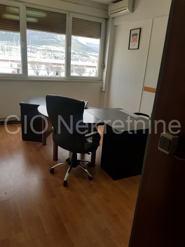 Business premises For rent - SPLITSKO-DALMATINSKA  SPLIT 