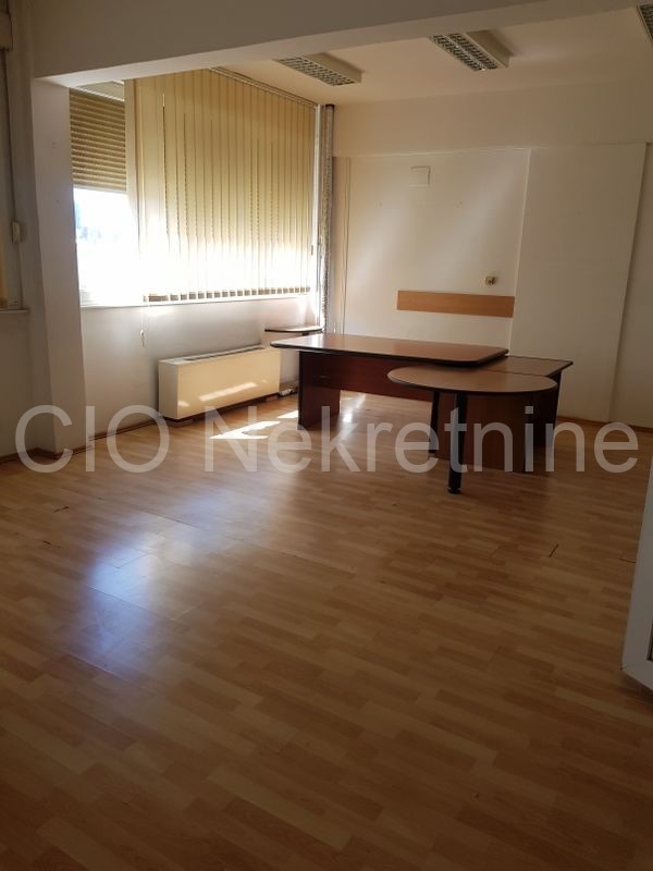 Business premises For rent - SPLITSKO-DALMATINSKA  SPLIT 