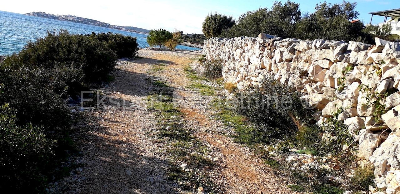 Zemljište Na prodaju - SPLITSKO-DALMATINSKA  MARINA 