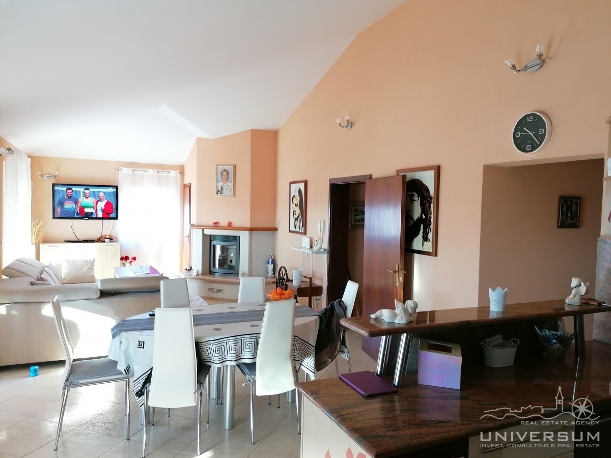 Flat For sale - ISTARSKA  NOVIGRAD 