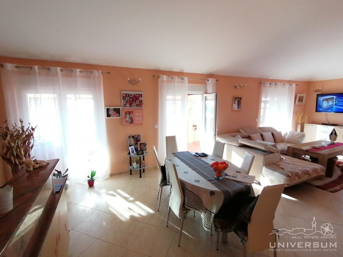 Flat For sale - ISTARSKA  NOVIGRAD 