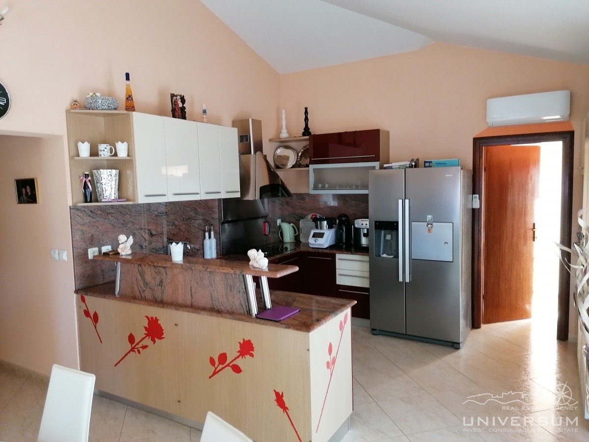 Flat For sale - ISTARSKA  NOVIGRAD 