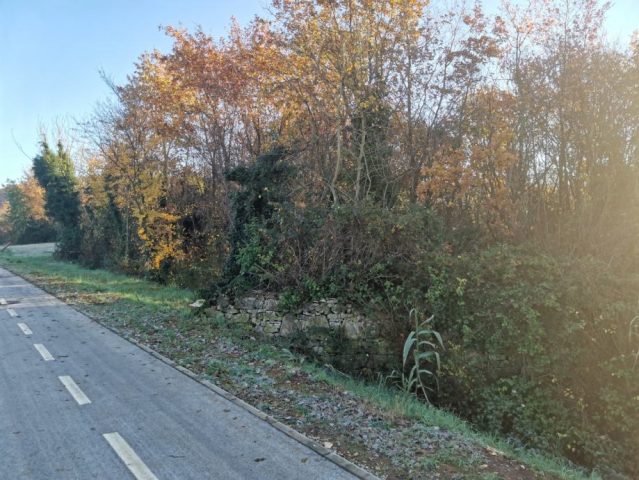 Zemljište na prodaju 930 m² – Pula