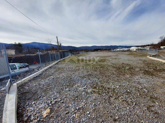 Parcela za najem 2485 m² – Permani
