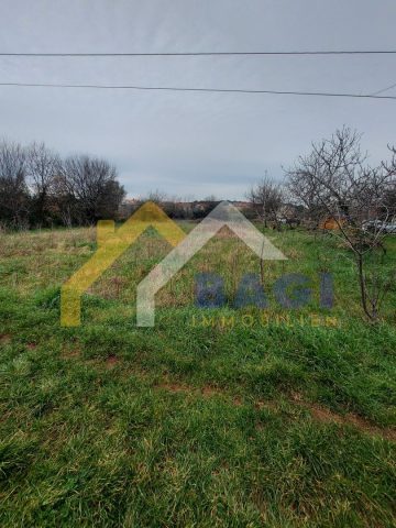 Pozemok na predaj 1360 m² – Pula