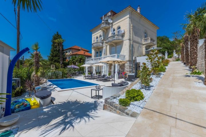 Dom na sprzedaż 520 m² – Crikvenica