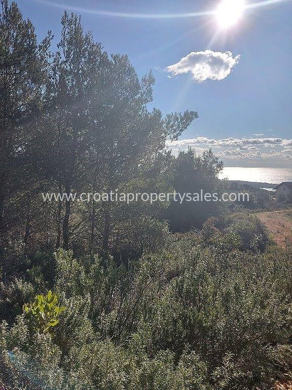 Land For sale - SPLITSKO-DALMATINSKA  VIS 