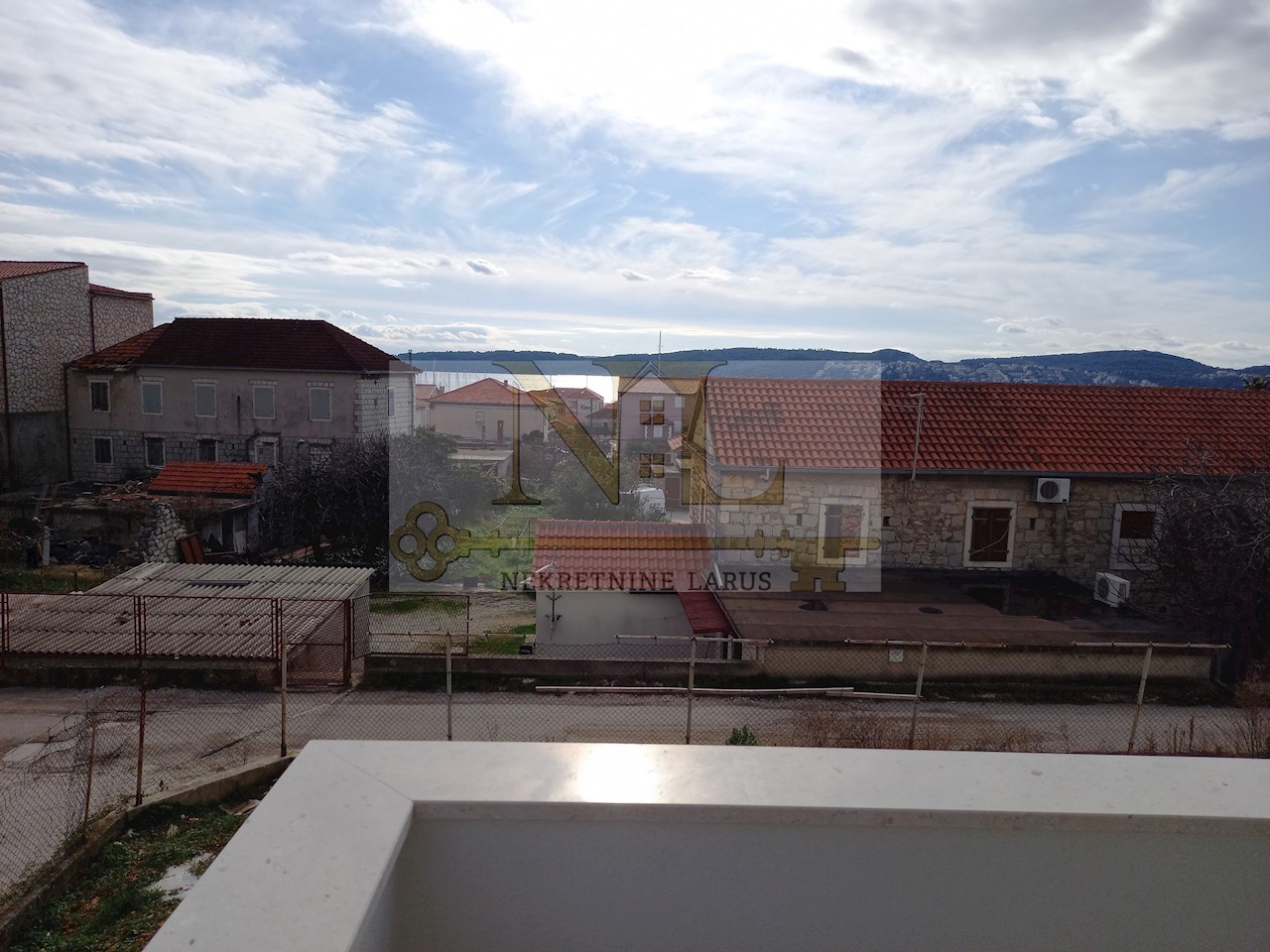 Apartma Na predaj - SPLITSKO-DALMATINSKA  SEGET 