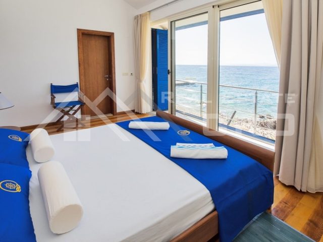 Hiša na predaj 230 m² – Brač