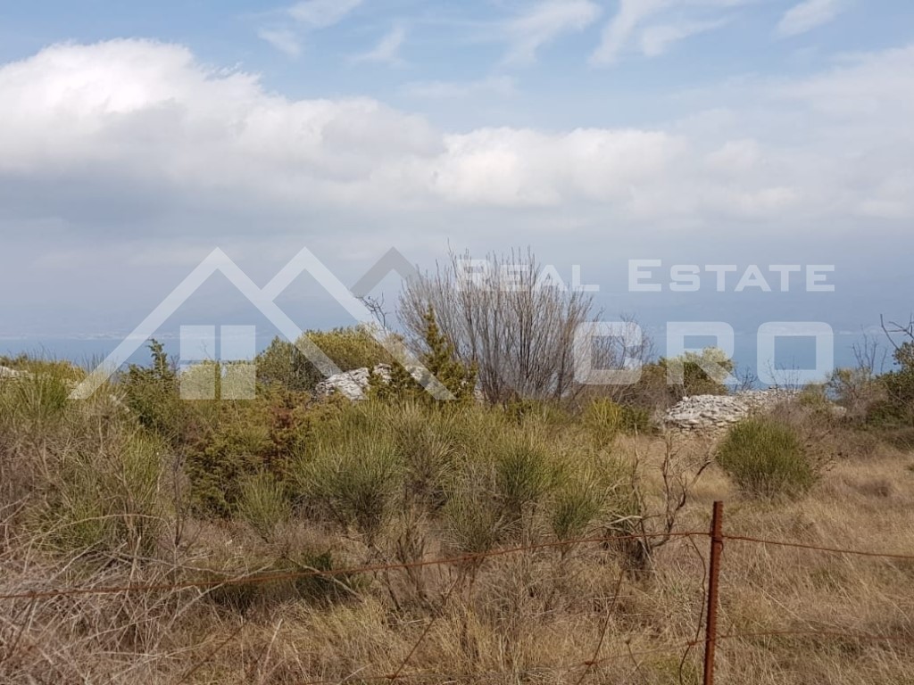 Land For sale - SPLITSKO-DALMATINSKA  BRAČ 