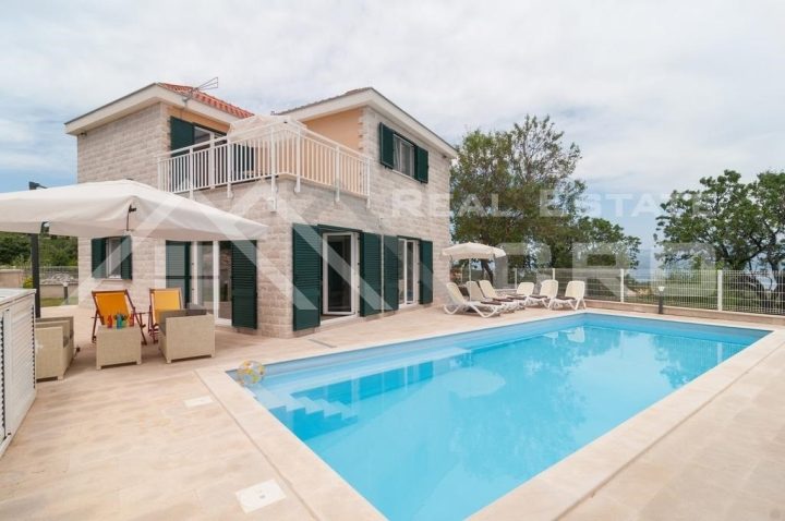 House for sale – Brač
