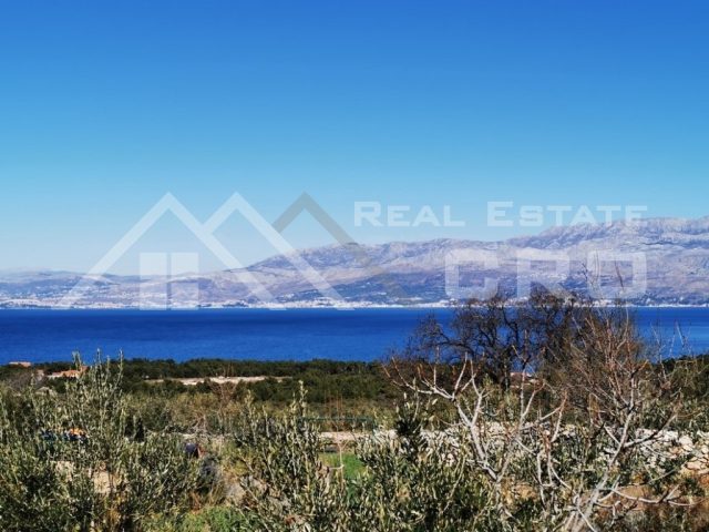 Zemljište na prodaju 2500 m² – Brač
