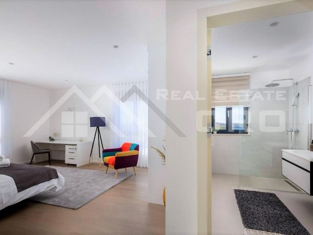 Casa In vendita - Splitsko-dalmatinska Brač - foto 5/13