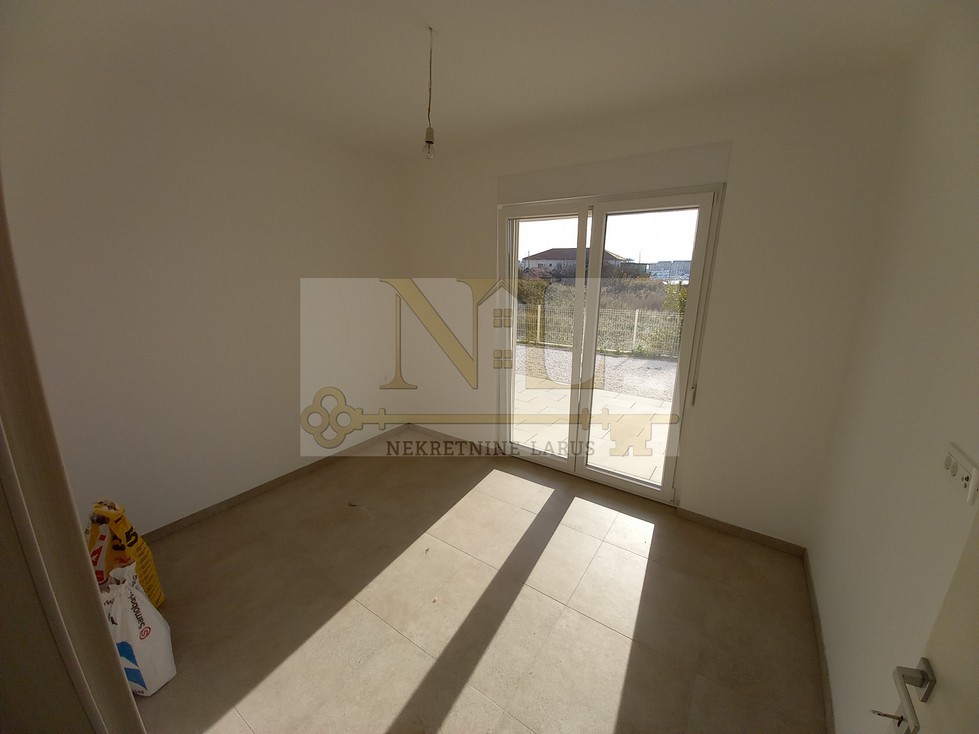 Apartment Zu verkaufen - SPLITSKO-DALMATINSKA  SEGET 