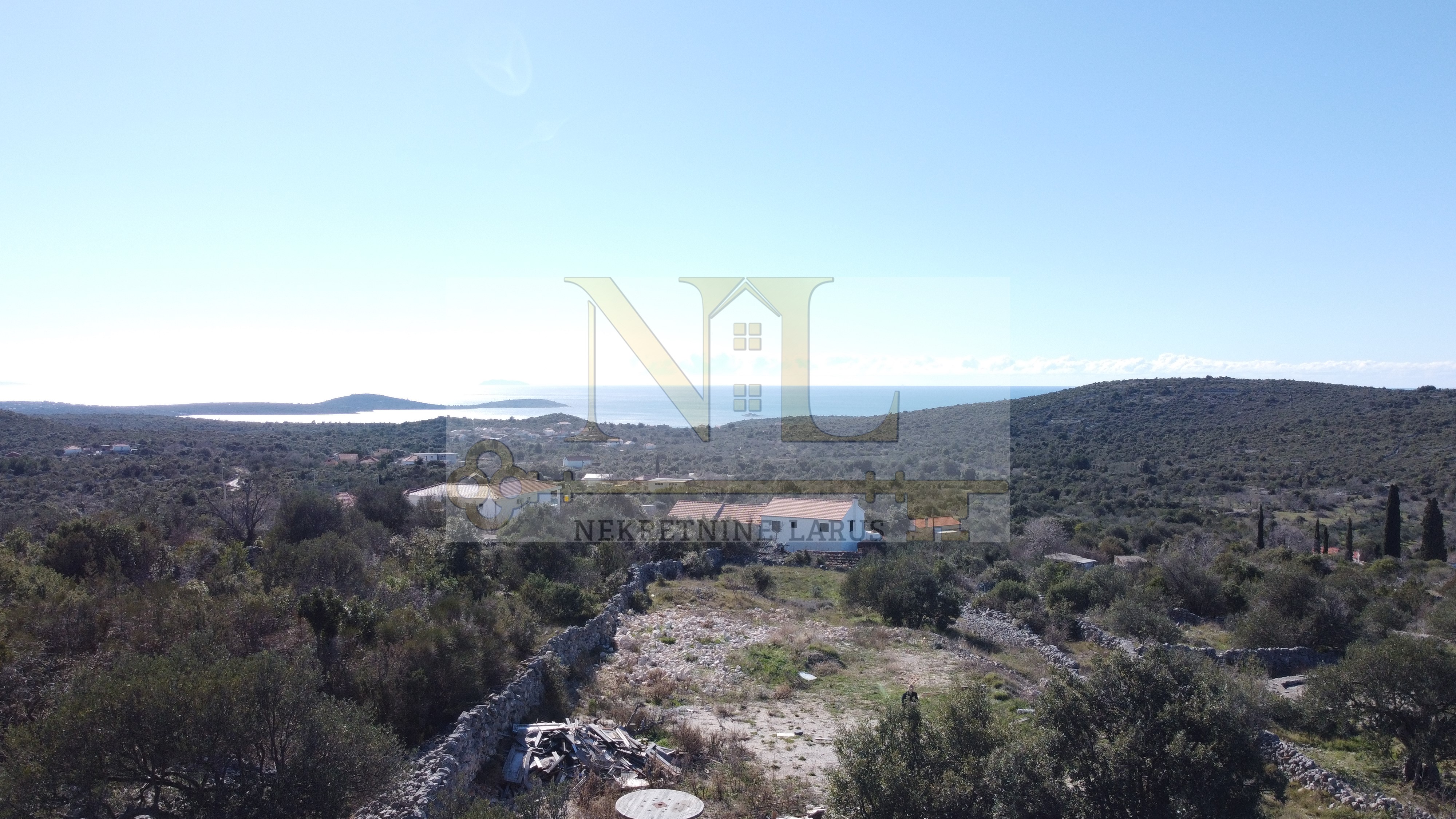 Land For sale - SPLITSKO-DALMATINSKA  MARINA 