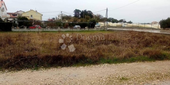 Pozemok na predaj 2082 m² – Palit