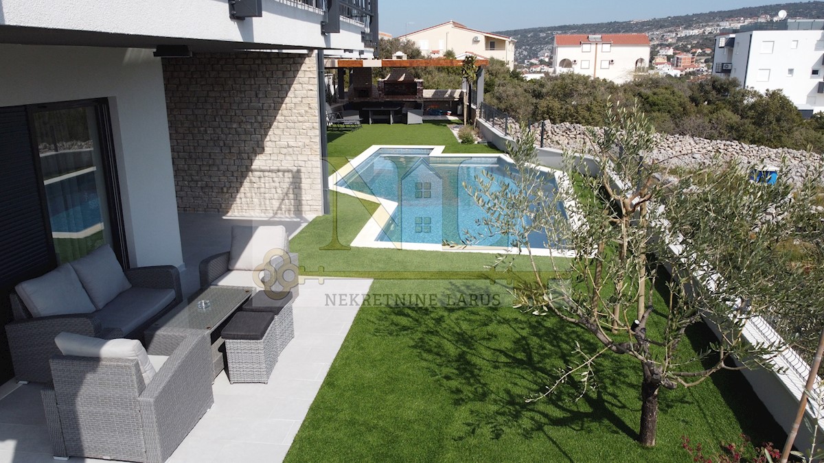 Apartmán Na predaj - SPLITSKO-DALMATINSKA  MARINA 