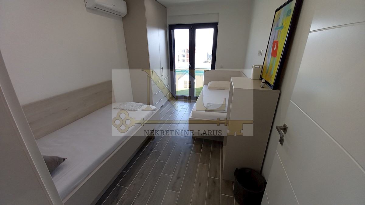 Apartmán Na predaj - SPLITSKO-DALMATINSKA  MARINA 