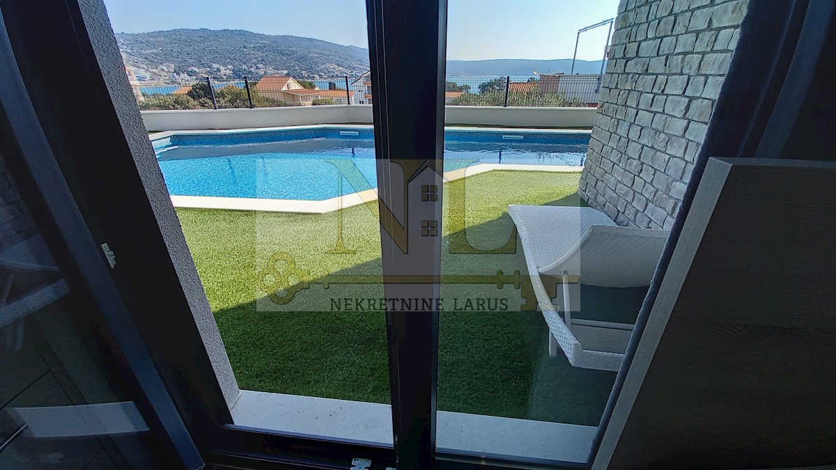 Apartmán Na predaj - SPLITSKO-DALMATINSKA  MARINA 