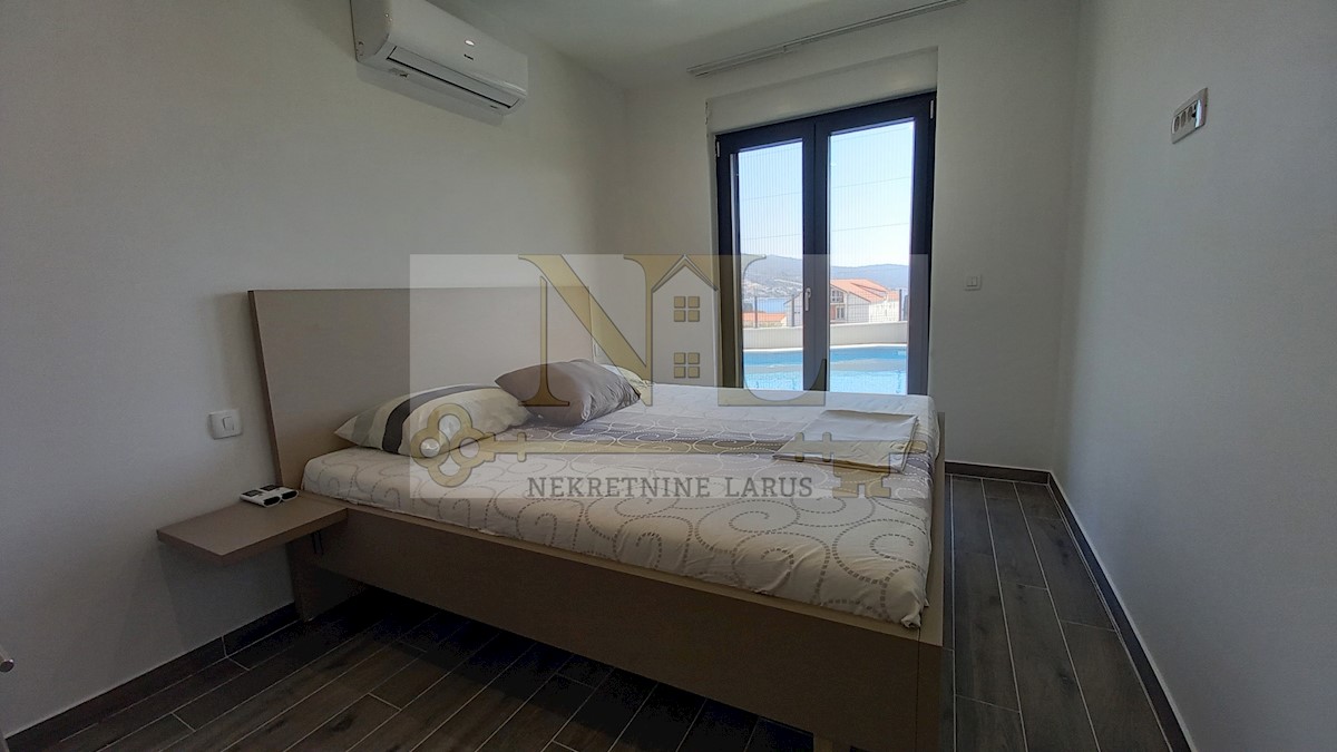 Apartmán Na predaj - SPLITSKO-DALMATINSKA  MARINA 