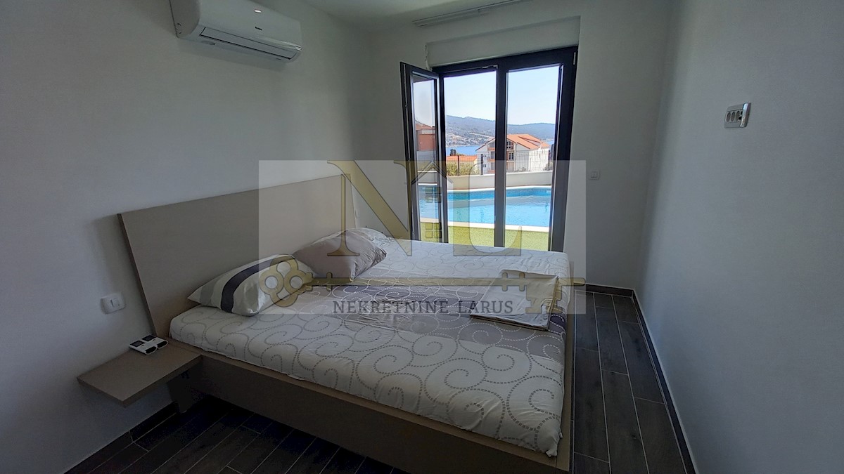 Apartmán Na predaj - SPLITSKO-DALMATINSKA  MARINA 