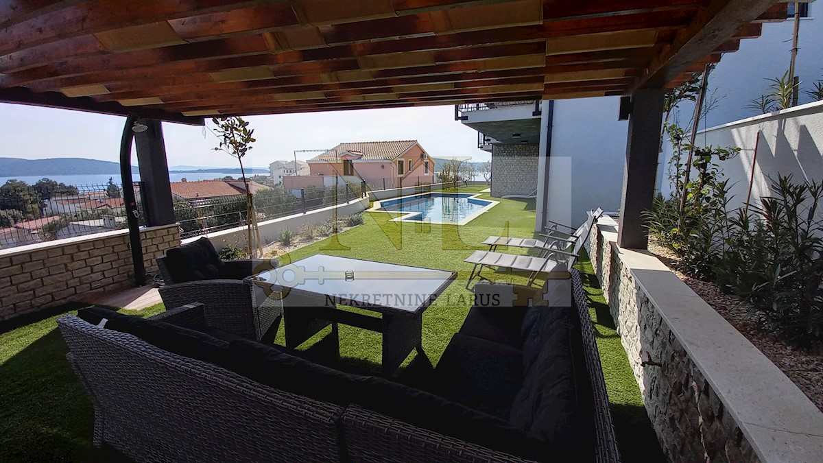 Apartmán Na predaj - SPLITSKO-DALMATINSKA  MARINA 