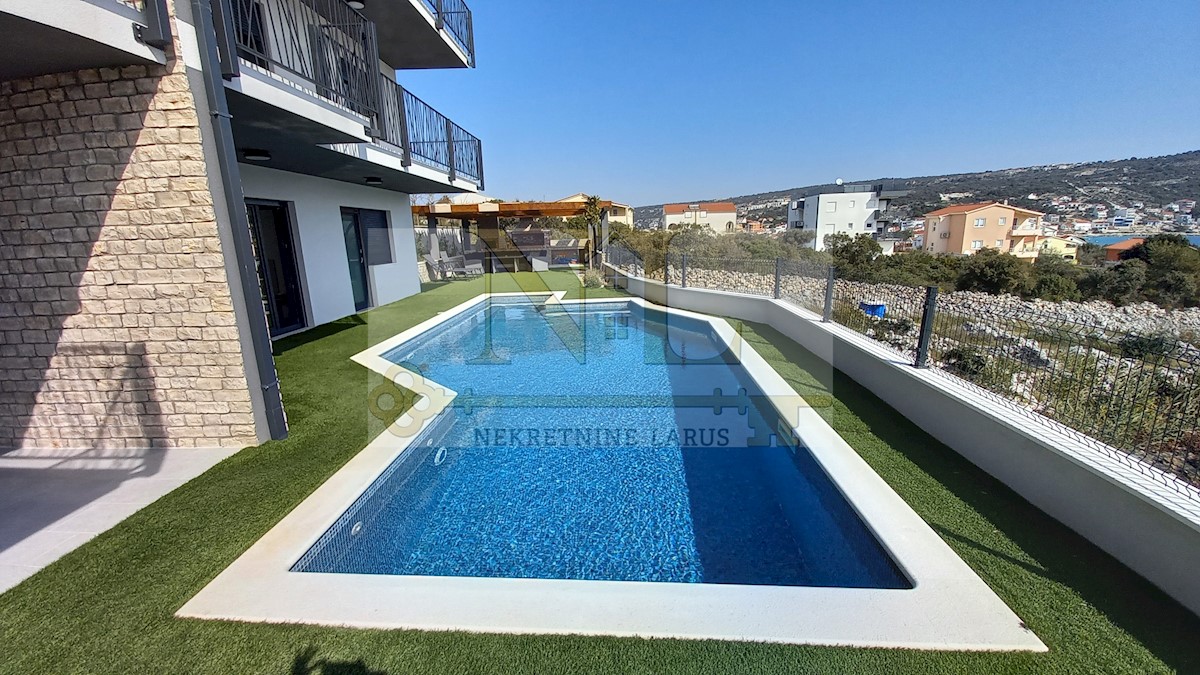 Apartmán Na predaj - SPLITSKO-DALMATINSKA  MARINA 
