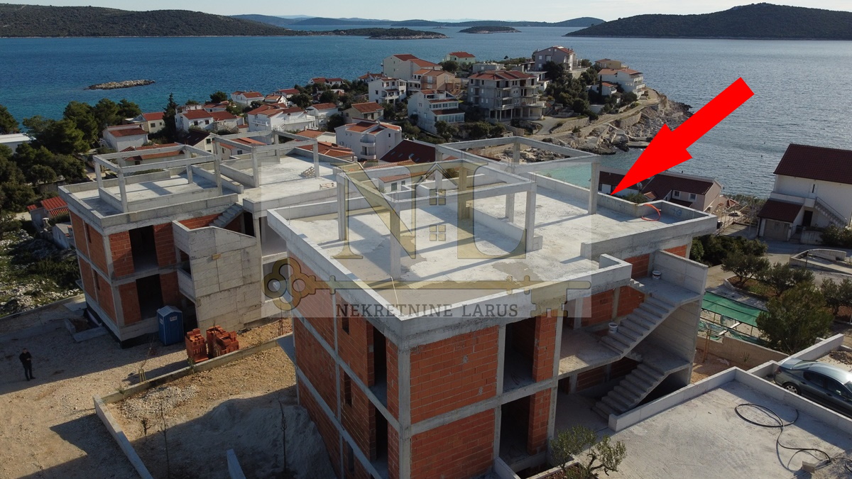 Apartmán Na prodej - SPLITSKO-DALMATINSKA  MARINA 