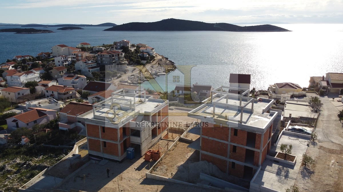 Apartmán Na prodej - SPLITSKO-DALMATINSKA  MARINA 