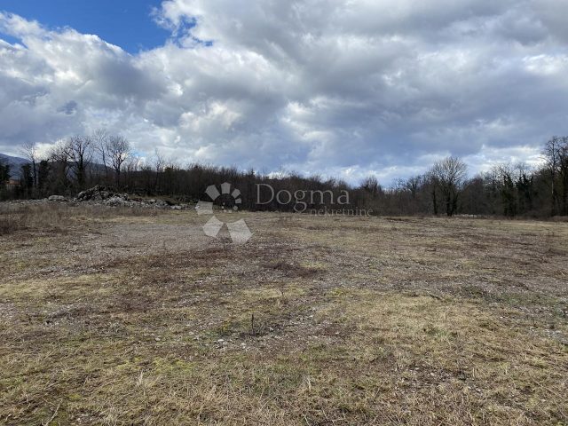 Land for sale 24560 m² – Mučići