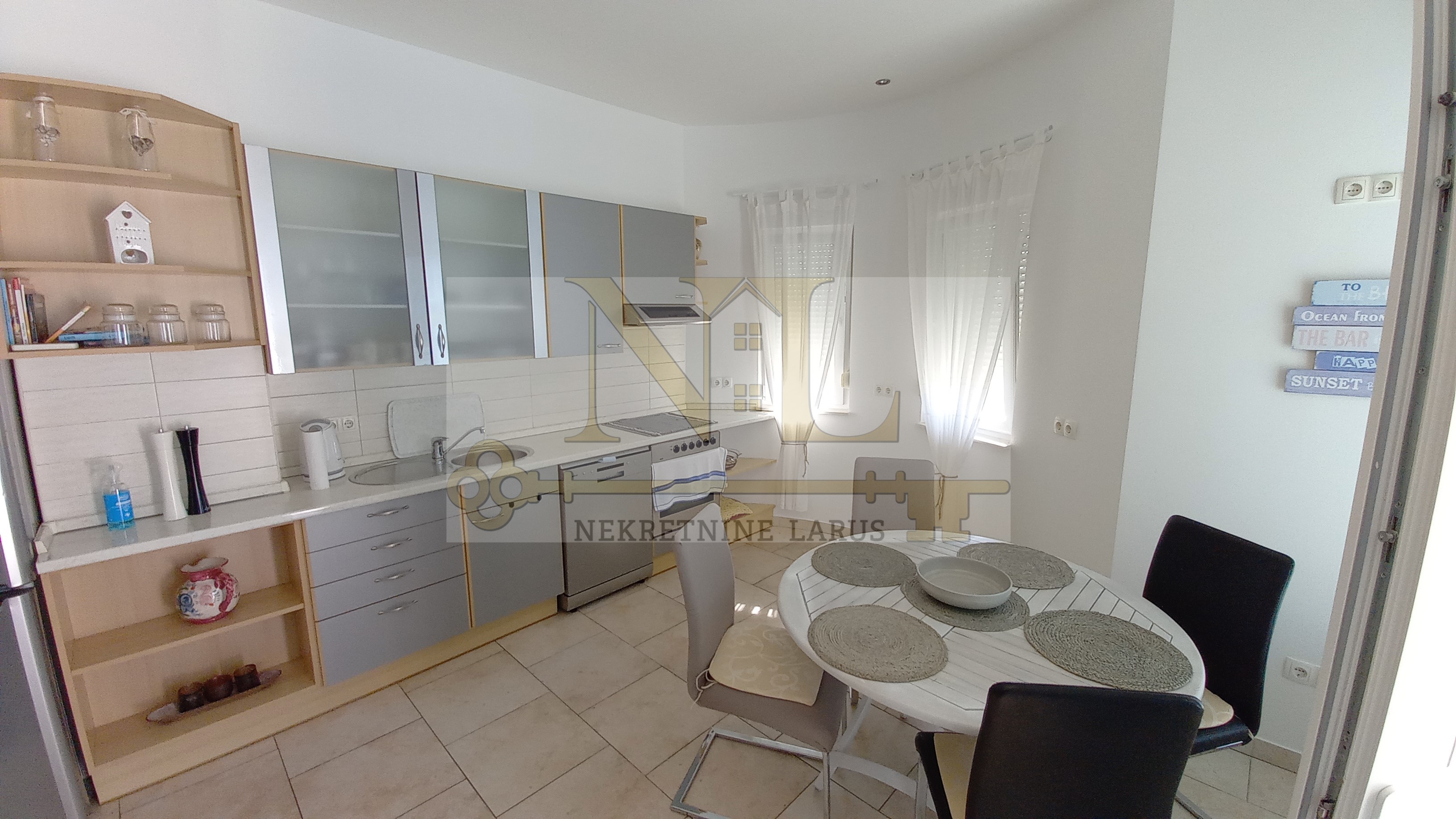 Apartment Zu verkaufen - SPLITSKO-DALMATINSKA  SEGET 