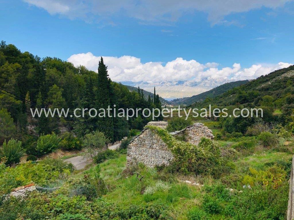 Land For sale - SPLITSKO-DALMATINSKA  BRAČ 