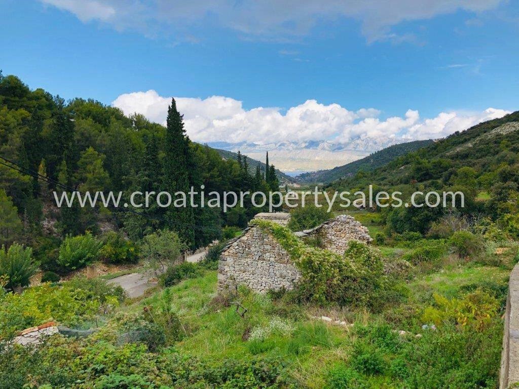 Land For sale - SPLITSKO-DALMATINSKA  BRAČ 