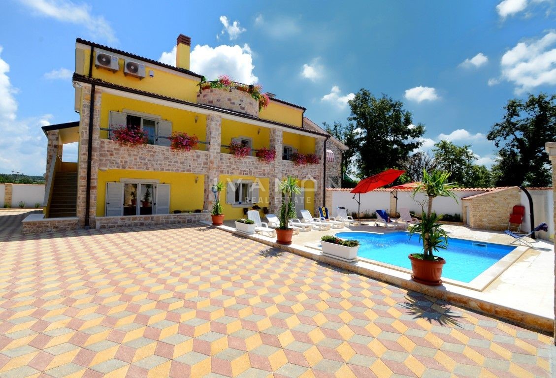 Casa In vendita - ISTARSKA  POREČ 