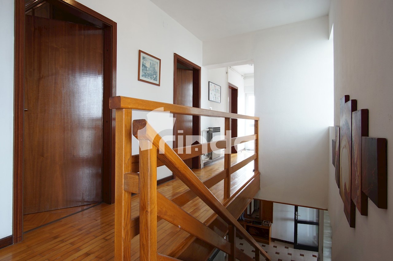 Kuća Na prodaju - ISTARSKA  MEDULIN 