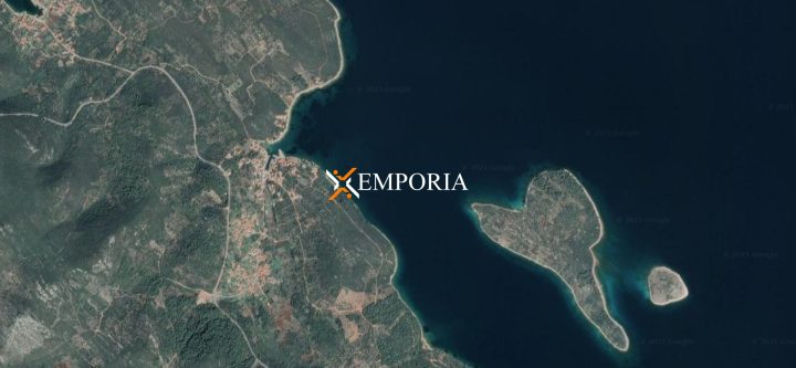 Land for sale 1518 m² – Žman