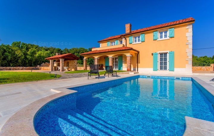 House for sale 140 m² – Dobrinj