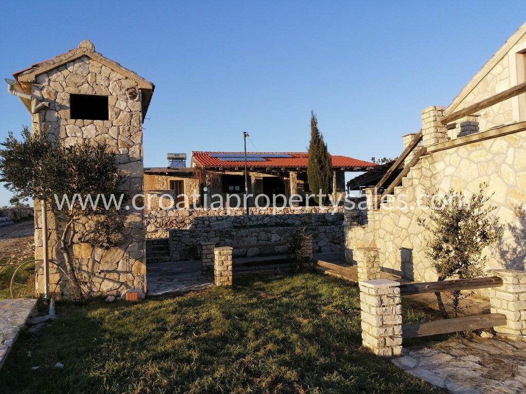 Casa In vendita - SPLITSKO-DALMATINSKA  HVAR 